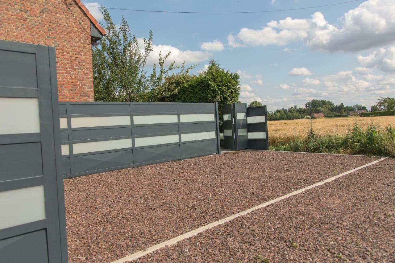 Gites De La Vesee La Chapelle d'Armentieres エクステリア 写真